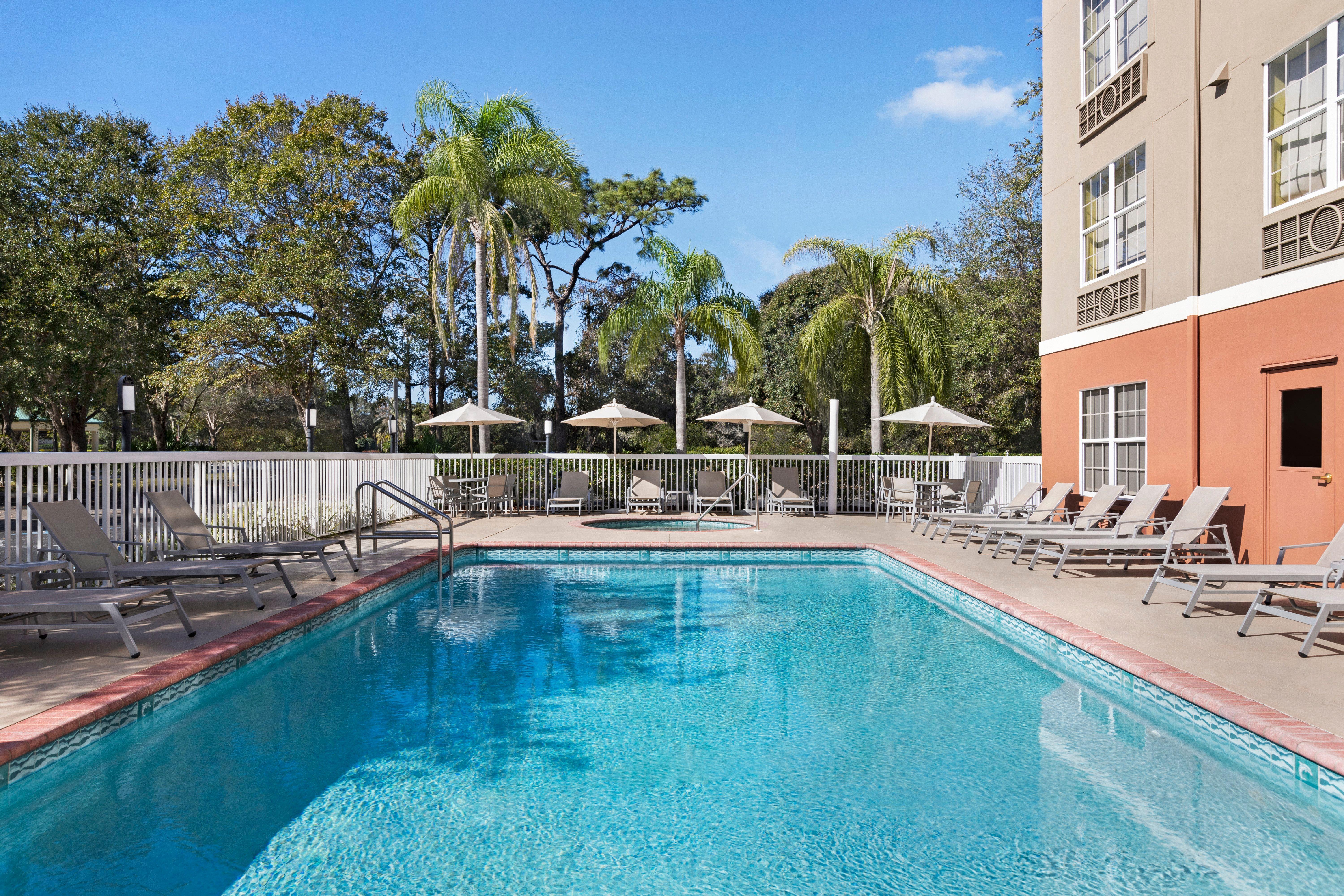 Holiday Inn Express & Suites Sarasota East By Ihg Vamo Zewnętrze zdjęcie